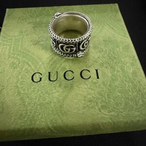 Gucci GG Snake Ring